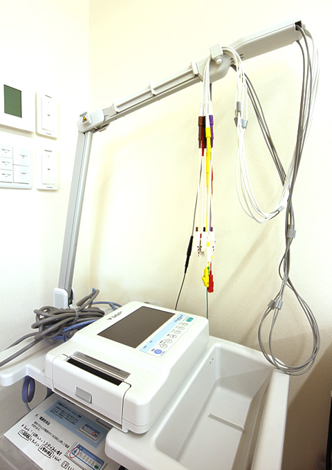 心電図検査器